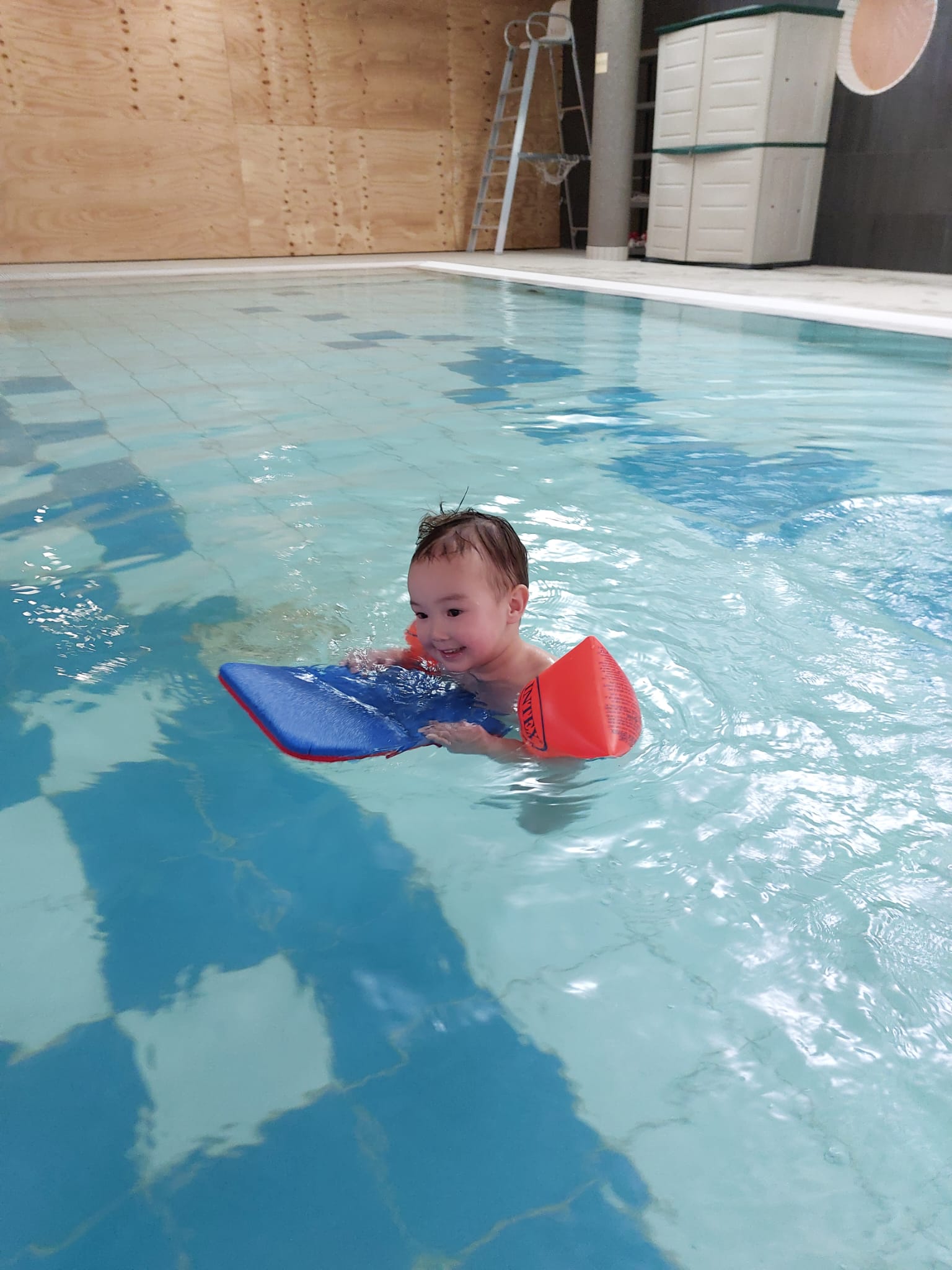 Un piscine, parfaite pour moi :)